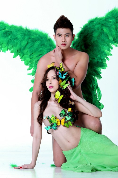 Lấy ý tưởng từ thiên nhiên và bướm, người mẫu Ngọc Bích hóa thân thành tiên nữ với vẻ đẹp gợi cảm, quyến rũ